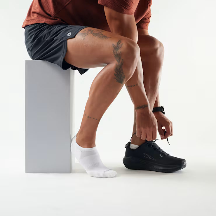 Run No Show Socks image 1