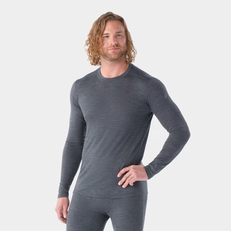Men's Classic All-Season Merino Base Layer Crew image 0
