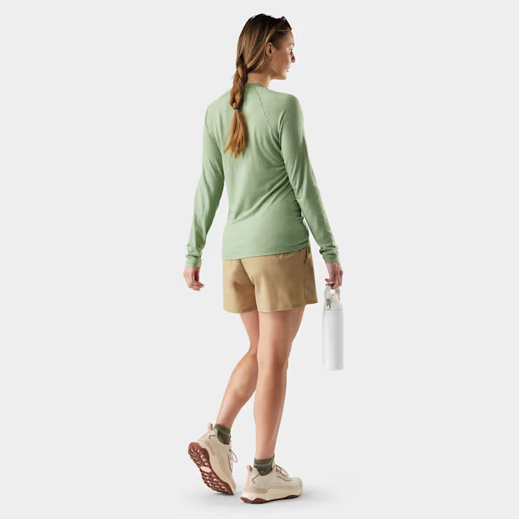 Women's Classic All-Season Merino Base Layer Crew image 1